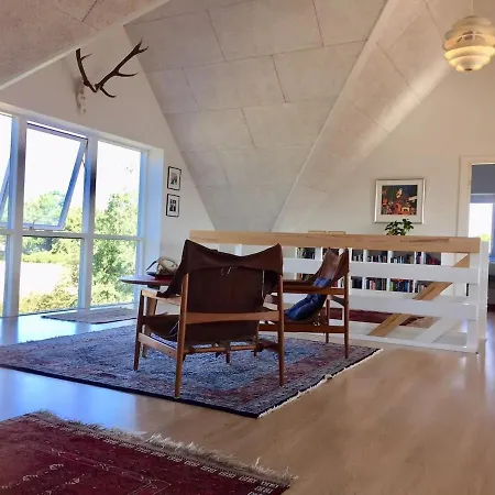 Modern Spacious House On The National Park Border 别墅 里伯